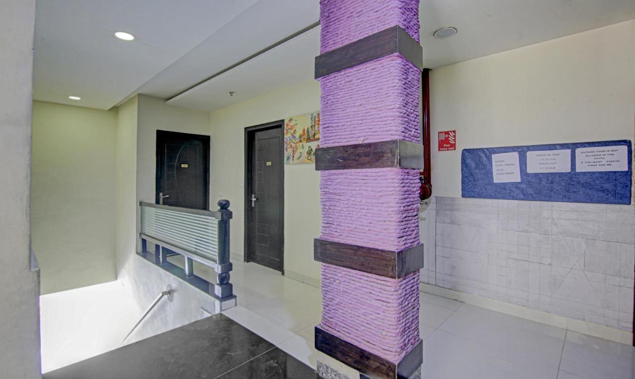 Treebo Rockland, Zirakpur Hotel Bagian luar foto